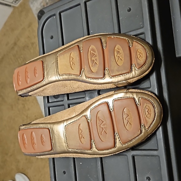 ANNE Klein Sport Bronze/Gold Flats Size 7.5 - Picture 3 of 4